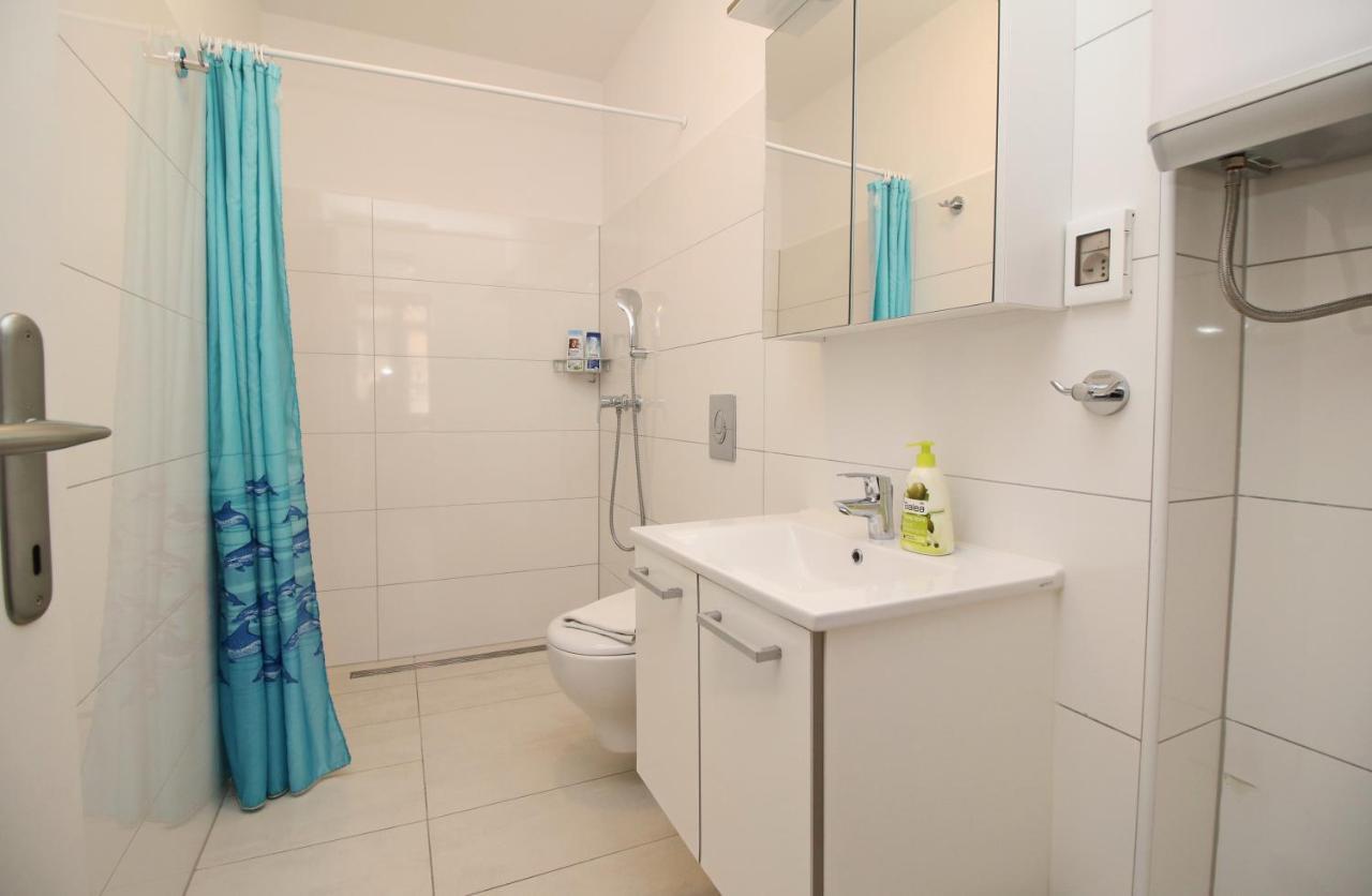 Apartment Svid Ровинь Экстерьер фото